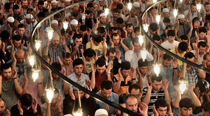 Bayram-namazı-saat-kaçta-İl-il-Kurban-Bayramı-namazı-saati Bayram namazı saat kaçta? İl il Kurban Bayramı namazı saati