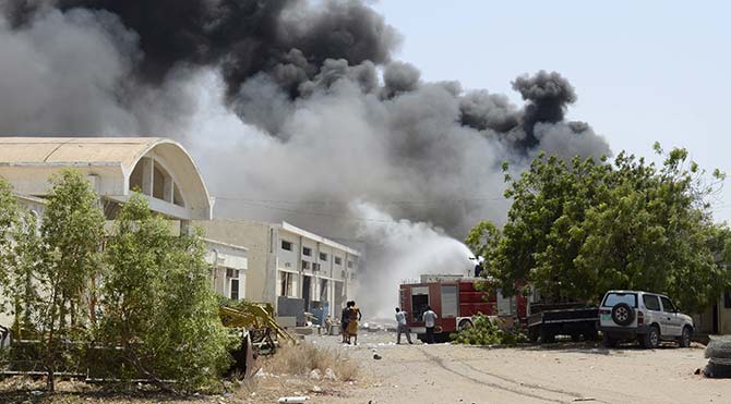 Suudi Arabistan'ın Yemen'de düzenlediği hava saldırısı düğüne isabet etti