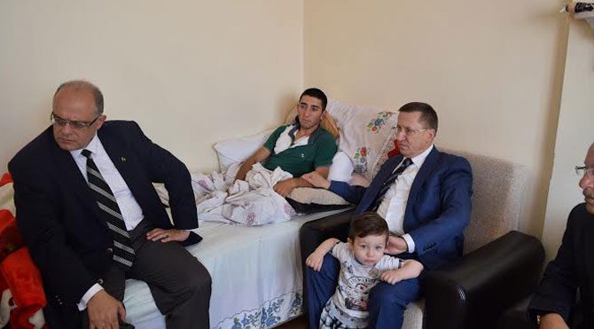 MHP’li Türkkan'dan o askere ziyaret