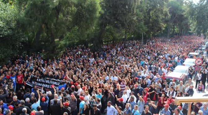 İzmirliler de 'barış' dedi