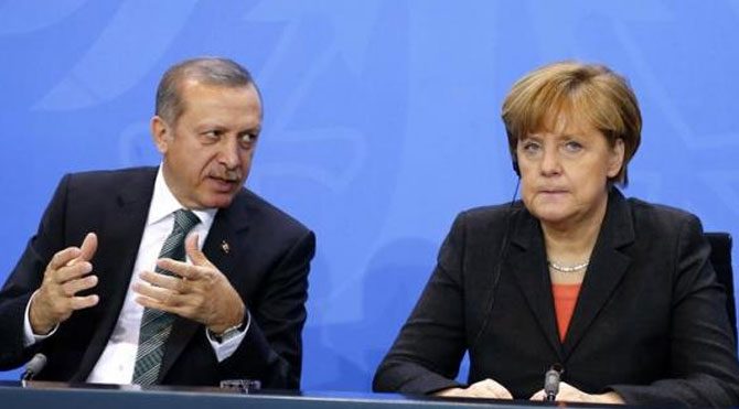 Merkel, Ermeni dosyası ile geliyor!