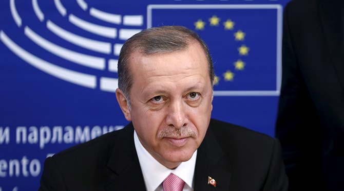 Güney Kıbrıs'tan Türkiye'nin AB üyeliğine veto