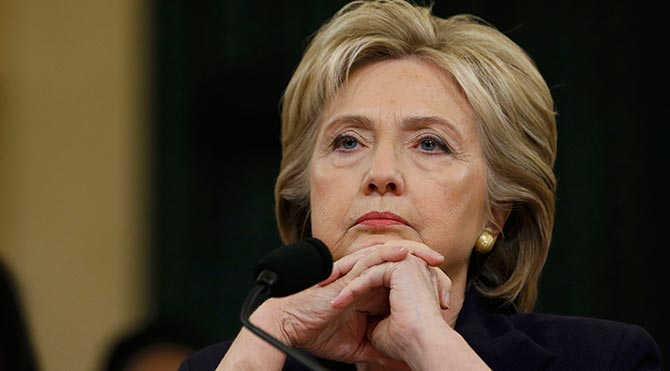 ABD Başkan adayı Hillary Clinton, Bingazi saldırısının sorumluluğunu üstlendi