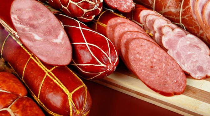 Salam, sosis ve sucuk tehlike saçıyor