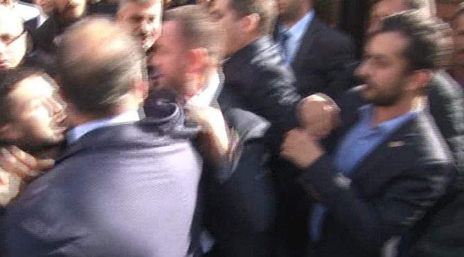 İpek Koza müdahalesinde MHP'li başkan darp edildi