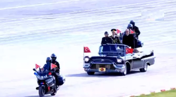 AKM'de 29 Ekim töreni