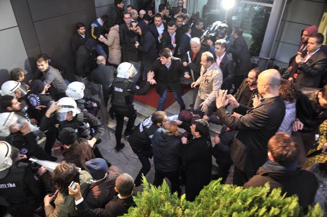 Yunan medyası tek ses: Erdoğan'ın talimatıyla işgal! 