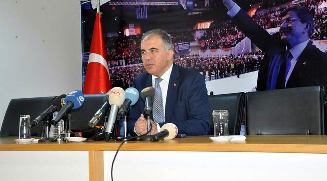 AKP İzmir il başkanı: Şehitlerimizden Allah razı olsun