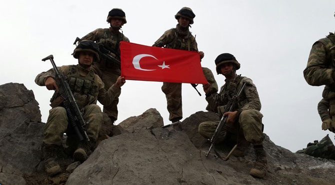 PKK'nın girilmez dediği bölgeye Mehmetçik girdi
