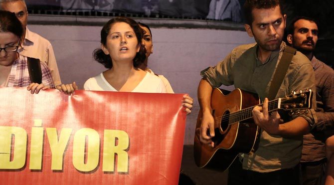 Grup Yorum Türkiye’ye iade edildi