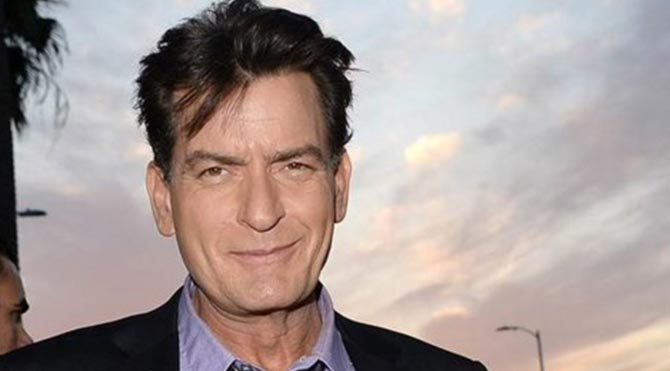 Hollywood'un ünlü aktörlerinden Charlie Sheen'e HIV teşhisi