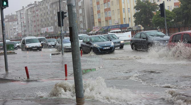 İstanbullular dikkat! Valilikten yağış uyarısı