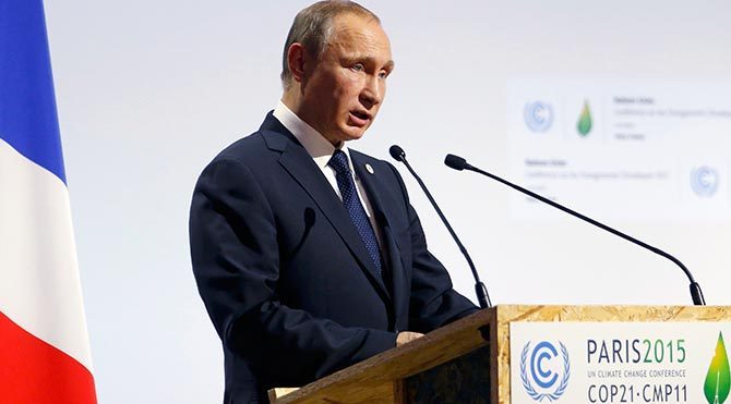 Putin: Türkiye IŞİD'in petrol sevkiyatı yüzünden uçağımızı düşürdü
