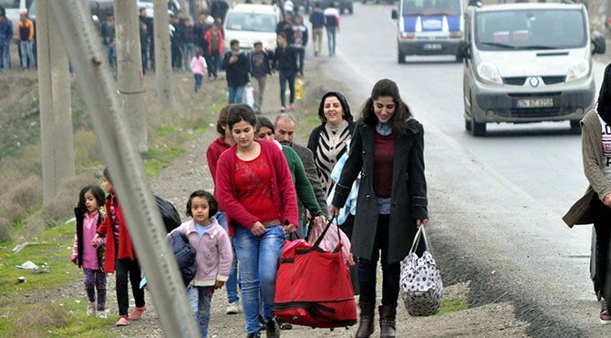 AES Başkanı Güven: Öğretmen devlettir, eksilmesin!