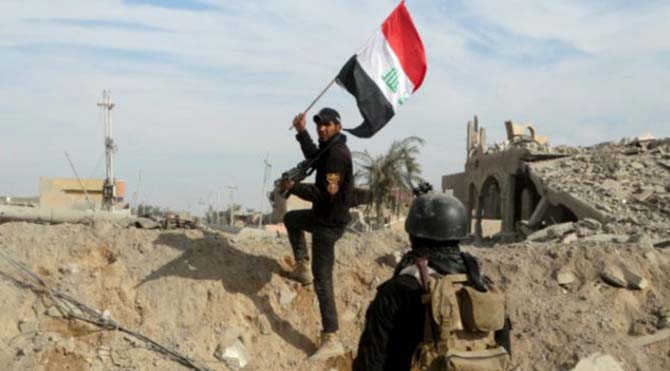 Irak kuvvetleri Ramadi kentini IŞİD'den geri aldı