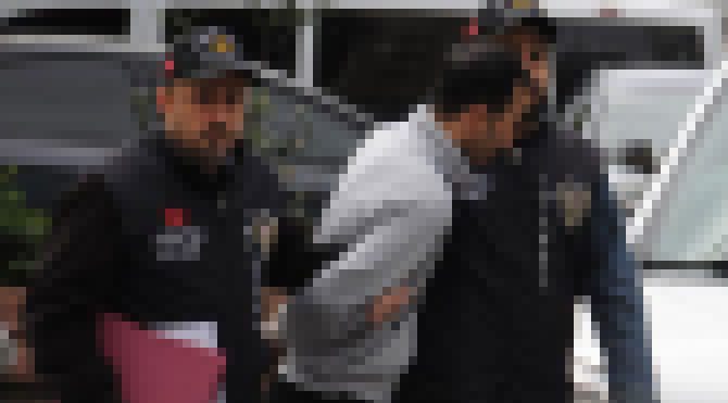 Soyulan araçtan 700 bin lira çıktı