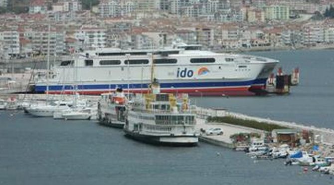 Vapur seferlerine lodos engeli