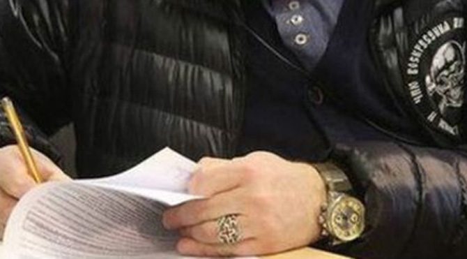 Rus vekilin 10 bin dolarlık saati olay oldu