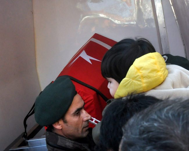 şehit-cenazesi-iç-2