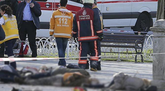 ABD ve İngiltere'den Sultanahmet mesajı