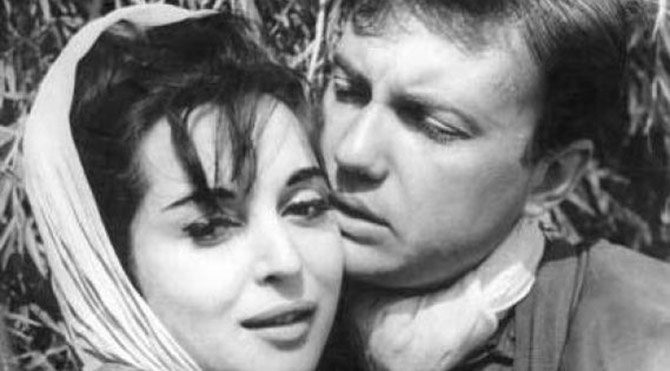 Ünlü oyuncu Leyla Sayar'a kanser teşhisi kondu