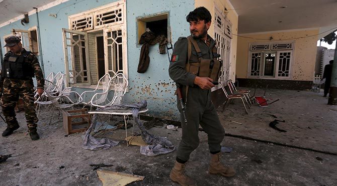 Afganistan’da intihar saldırısı: 13 ölü, 14 yaralı