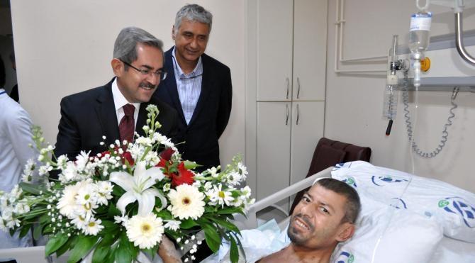 Diyarbakır`dan Adana`ya getirilen hasta, kanseri yendi