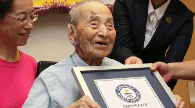 Dünyanın en yaşlı erkeği, Japonya’da 112 yaşında vefat etti