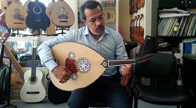 Foto: Magazin- Mehmet Aslan kızı Özgecan için bestelemişti