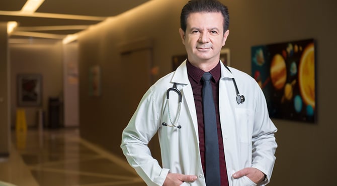 Çocuk Alerji ve Göğüs Hastalıkları Uzmanı Prof. Dr. Ahmet Akçay- Foto: Bülten