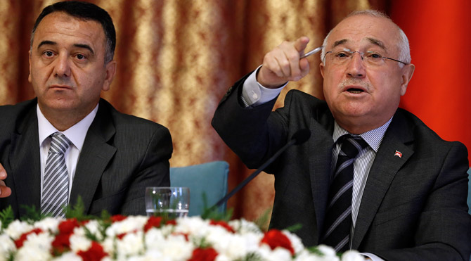 Cemil Çiçek Bülent Arınç için ne dedi?