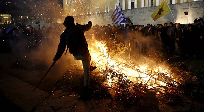 Yunanistan’da çiftçi protestosu büyüyor