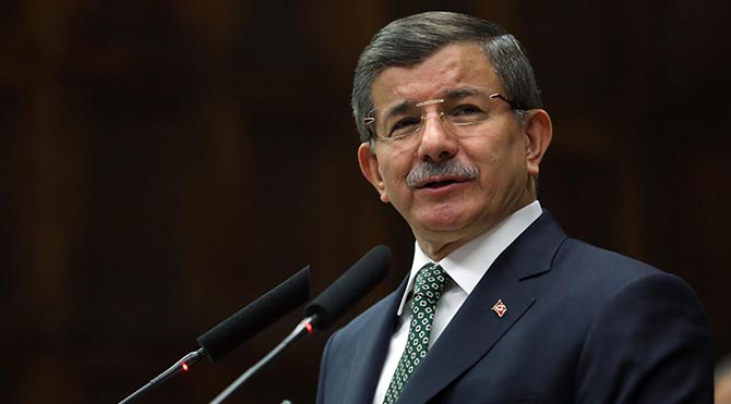 Davutoğlu'ndan HDP milletvekilinin terörist taziyesine katılmasına tepki