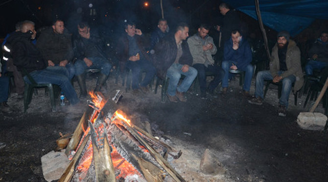 İş bırakma eylemi yaptılar, işlerinden oldular!