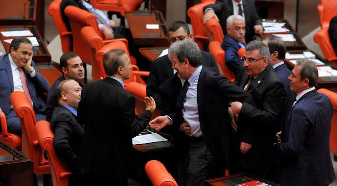 TARTIŞMA