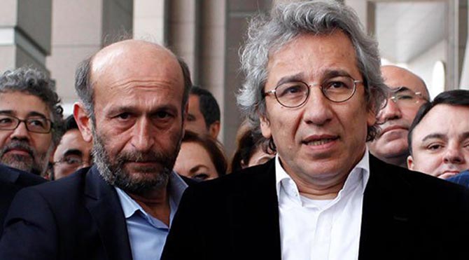 Dündar ve Gül'ün avukatları tahliye için dilekçe verdi