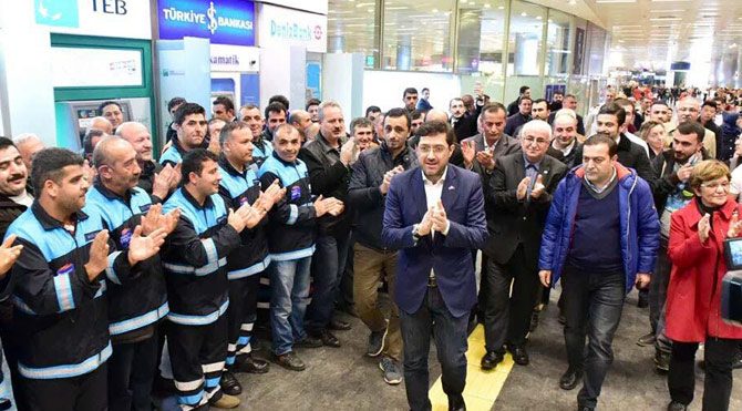 CHP'li Murat Hazinedar AKP'lileri solladı