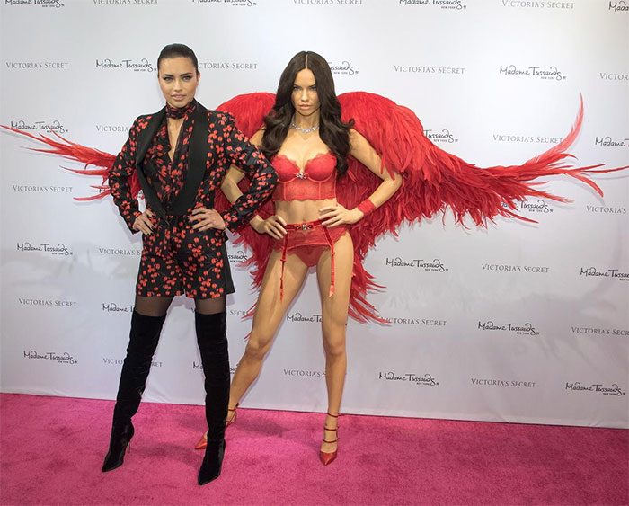 adriana Adriana Lima'nın balmumu heykeli