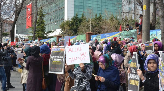 Zaman'da kayyum operasyonu başladı