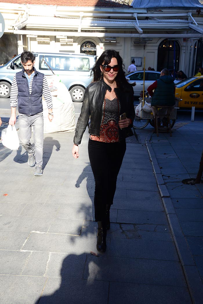 Hande Ataizi: 