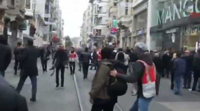 Taksim İstiklal Caddesi'nde canlı bomba