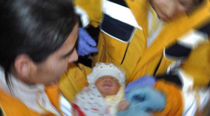 10 aylık bebeği komalık ettiler!