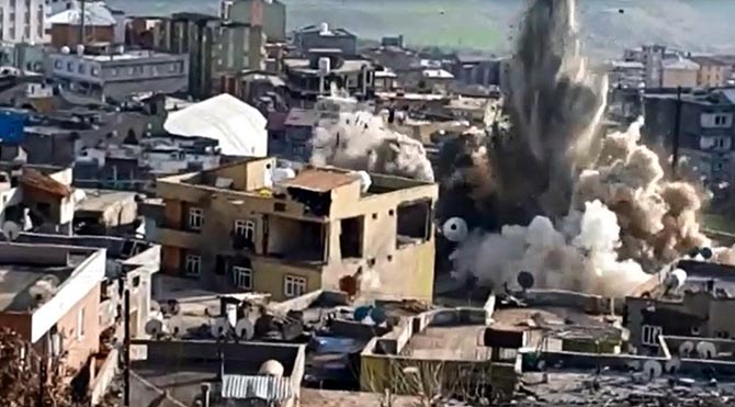 Şırnak'ta PKK’nın bomba imalathanesinde 2 ton patlayıcı bulundu