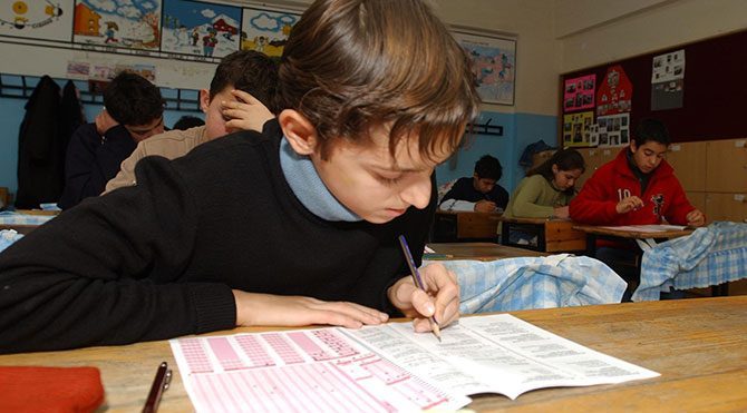 TEOG'da ilk oturumun son sınavı Din Kültürü ve Ahlak Bilgisi!