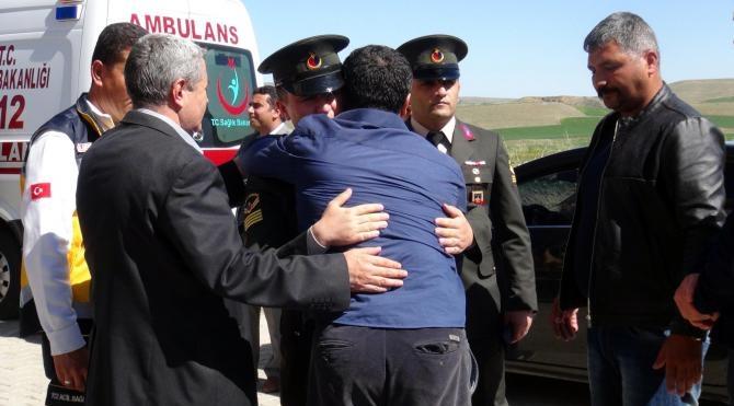 Şehit Jandarma Uzman Çavuş Yücel Yılmaz&#39;ın baba evine acı haber ulaştı