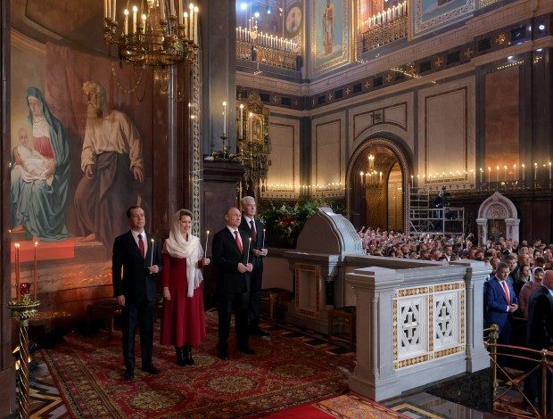 Russian President Vladimir Putin (2nd R), Moscow Mayor Sergei Sobyanin (R), Prime Minister Dmitry Medvedev and his wife Svetlana attend an Orthodox Easter service at the Christ the Saviour Cathedral in Moscow, Russia, May 1, 2016. Alexander Astafyev/Sputnik/Pool via Reuters ATTENTION EDITORS - THIS IMAGE WAS PROVIDED BY A THIRD PARTY. EDITORIAL USE ONLY.