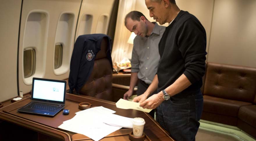 Danışman Ben Rhodes ve Başkan Obama hemen her dakika irtibat halindeler.