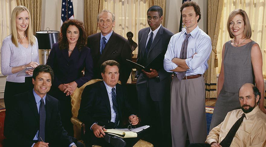 Televizyon tarihinin en iyi dizisi West Wing, ABD Başkanı ve ekibi hakkında.