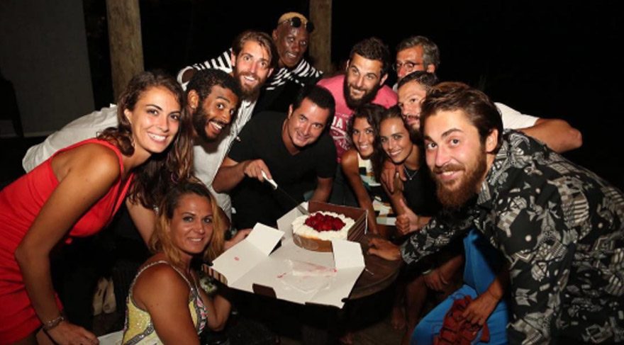 Acun Ilıcalı açıkladı: Survivor'da iki avuç pirinç, jilet ve sağlık kiti veriyoruz