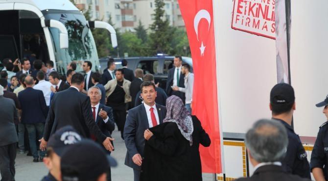 Cumhurbaşkanı Erdoğan: Bazı üniversiteler bölücü terör örgütü kampına dönüşmüş durumda (3)